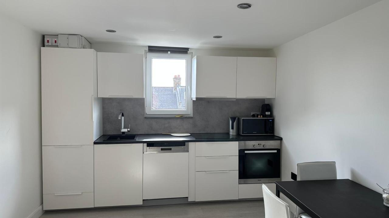 Stunning New 1 Bedroom Apartment London Exterior foto